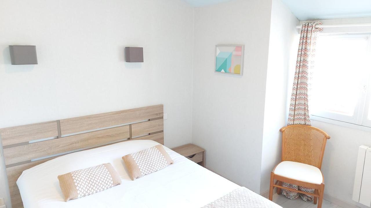 Logis Hotel Vannes Nord Le Clos Des Hortensias Locqueltas Bagian luar foto